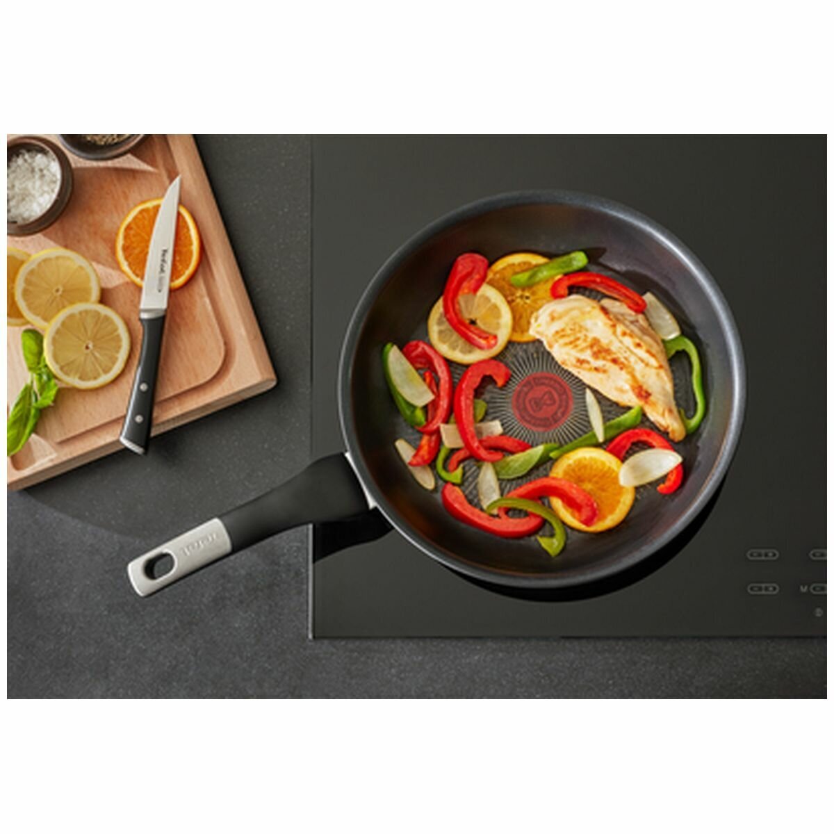 Tefal 32x26cm Unlimited Induction Non-Stick Plancha In Black