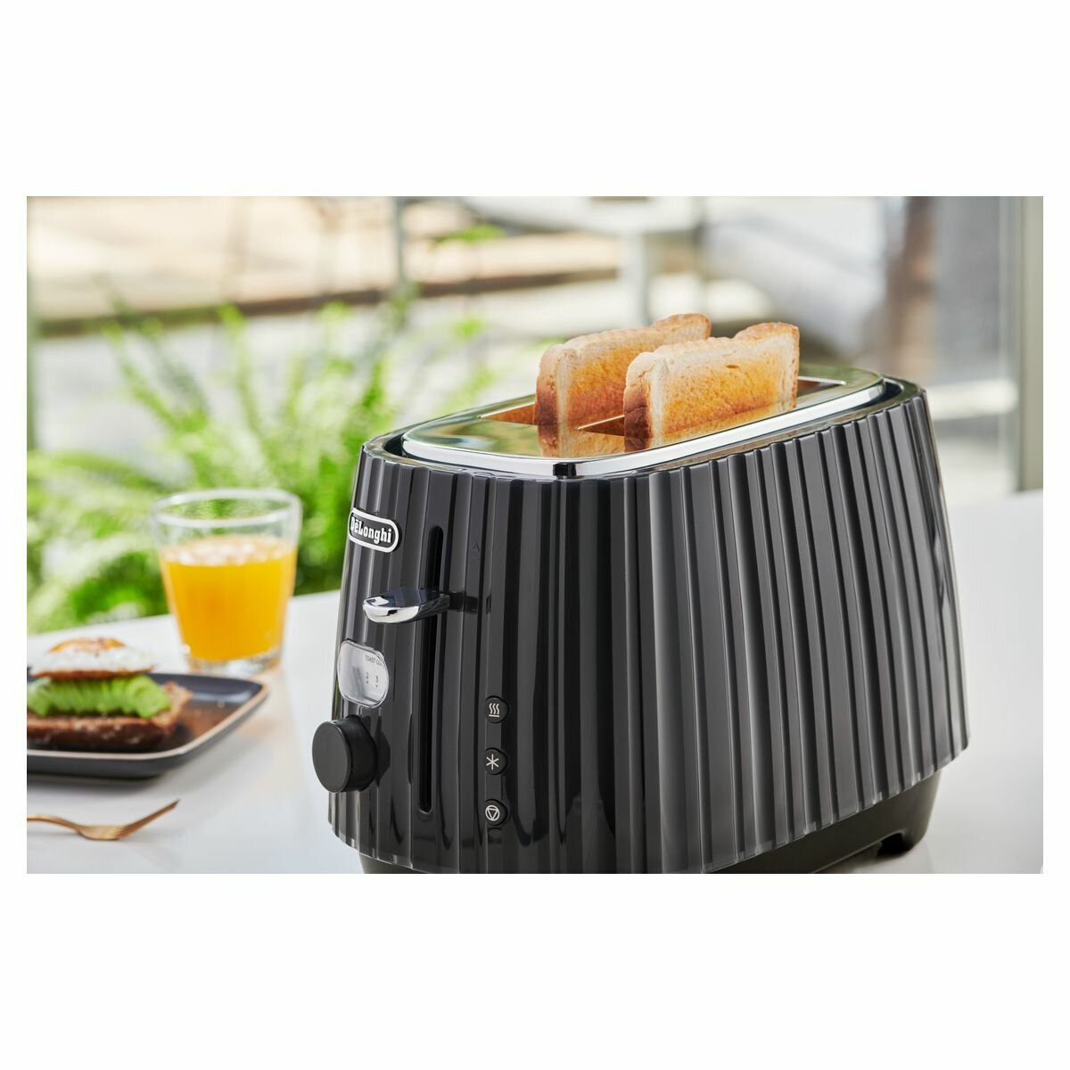 DeLonghi Ballerina Black 4 Slice Toaster